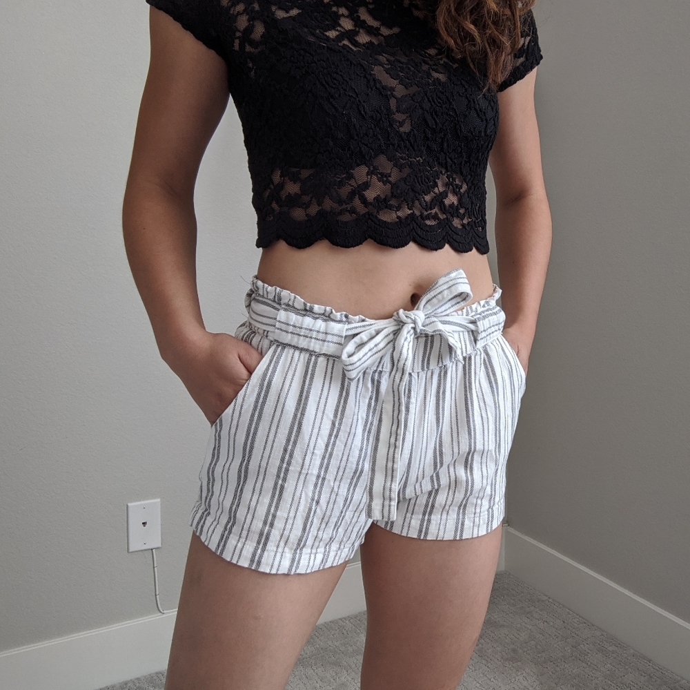 Linen Blend Striped Paperbag Shorts